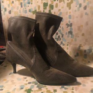 Donald J Pliner pull on boots